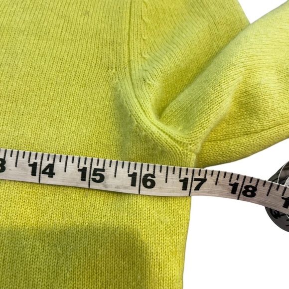 Peck And Peck Cashmere Lime Green 2-Ply Cashmere V Neck Sweater Size Small - Picture 5 of 7